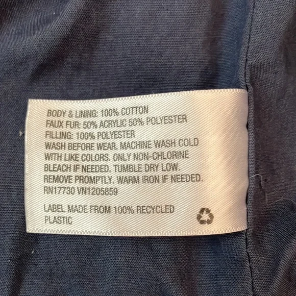 Baby 12 months fur lined puffer vest - Picture 5 of 6